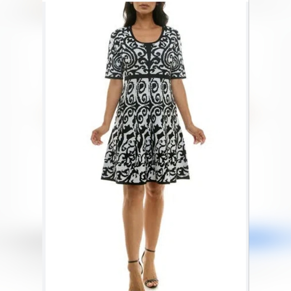 Sandra Darren knit dress, black and tan.Size M